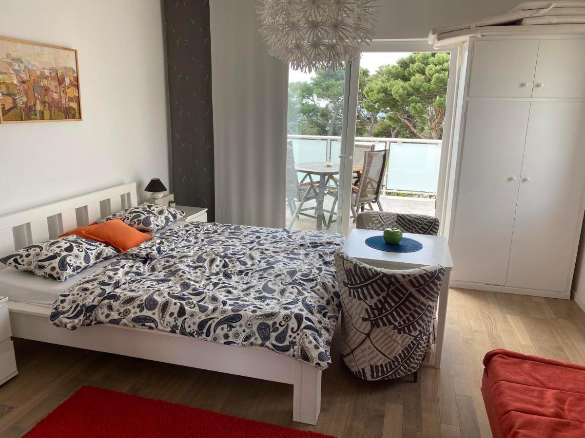 Terrace Apartment Хвар Экстерьер фото